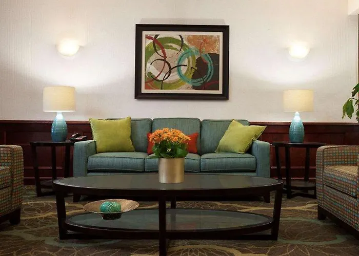 Super 8 By Wyndham Aurora/naperville Area Aurora